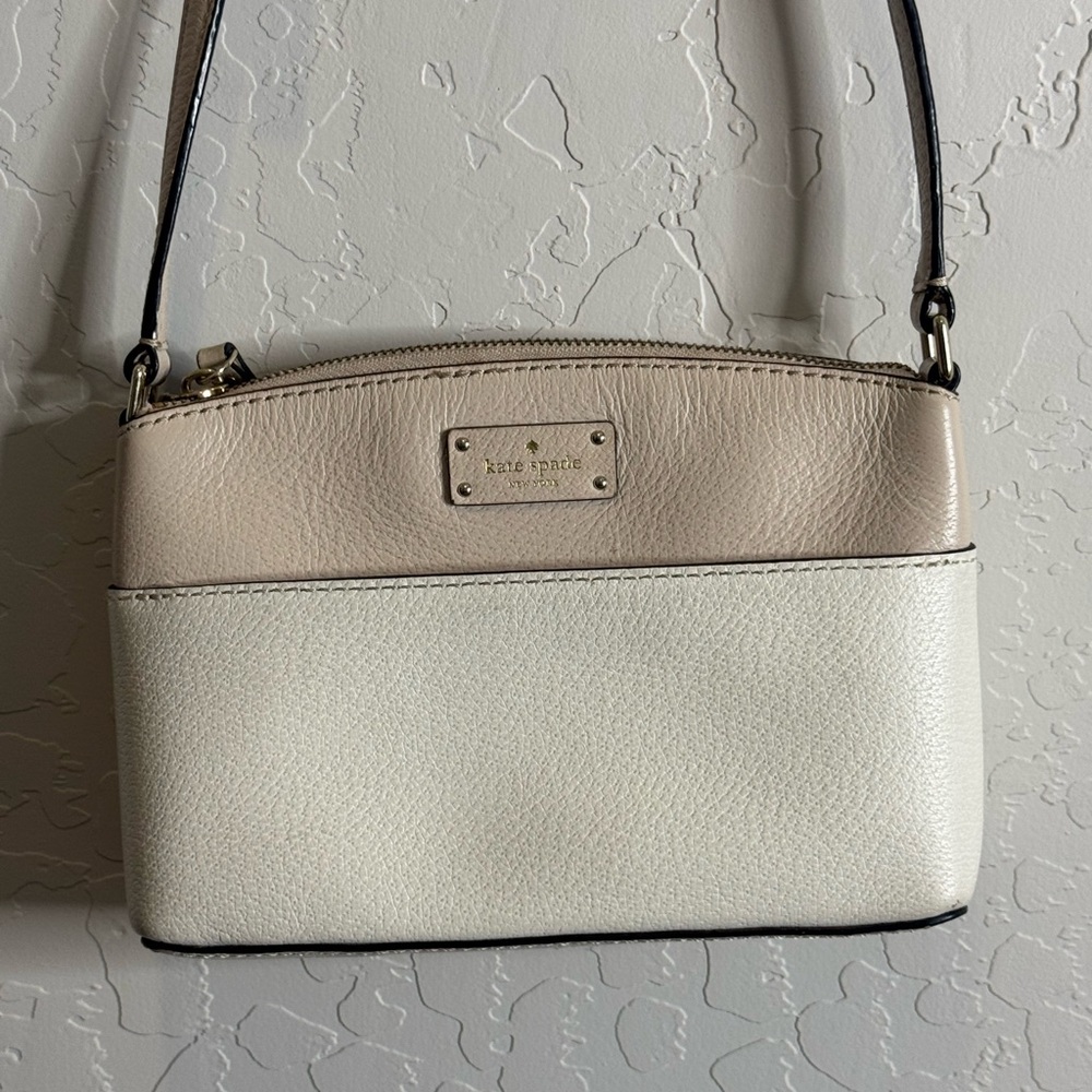 Kate Spade Cream and Tan Shoulder Bag